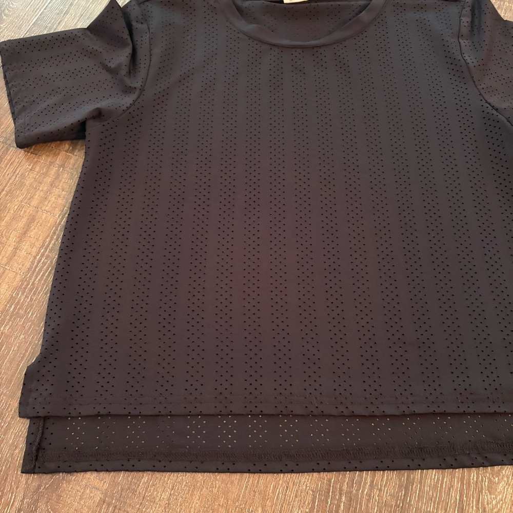 ZYIA Black Perforated Top - Picture 6 of 7